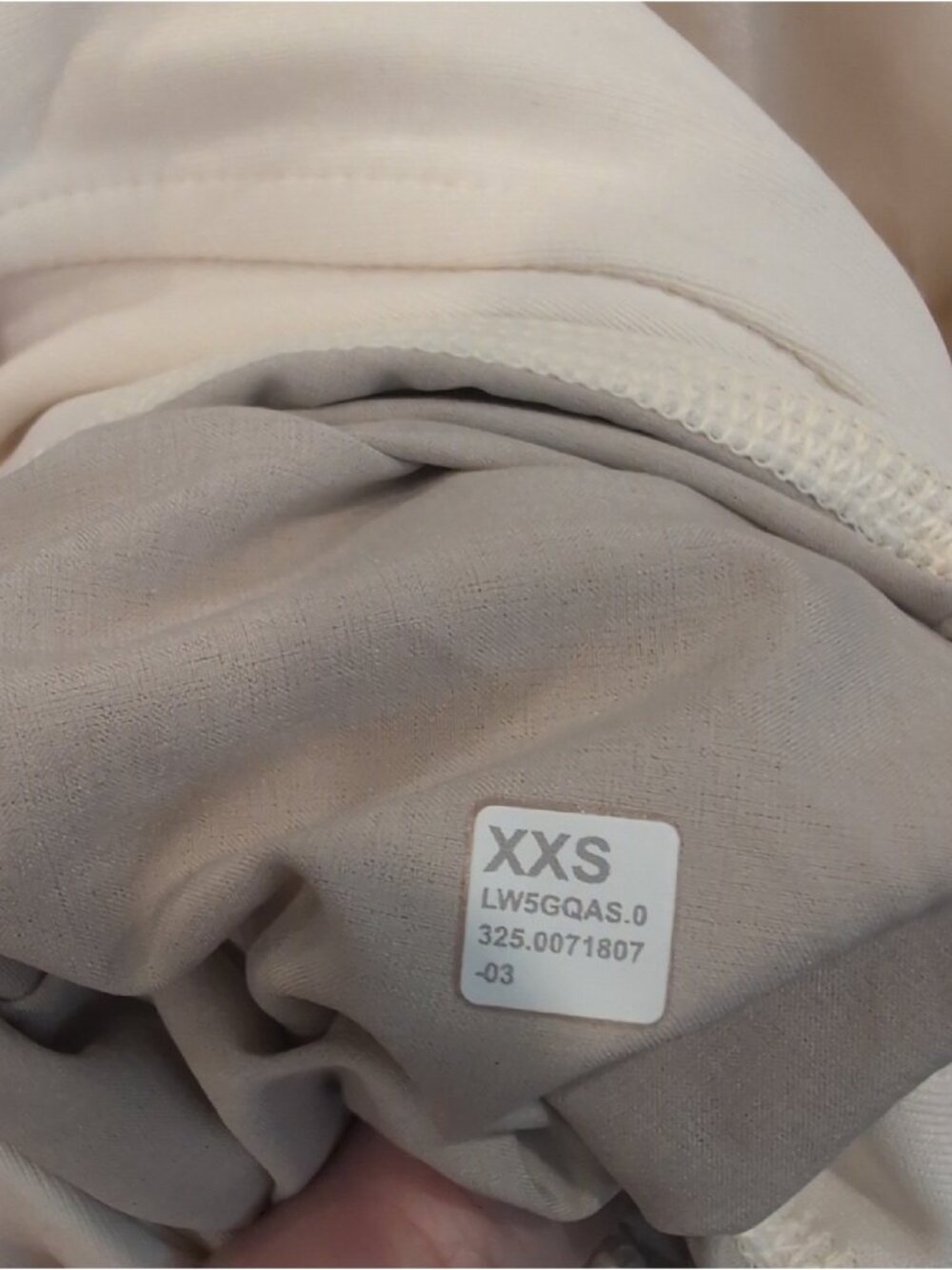 Lululemon Softstreme Pintuck Mid-Rise Pant *Regular Light Ivory - Picture 8 of 11